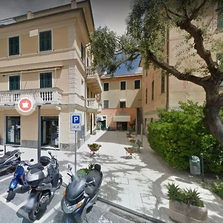 Cinque Terre Apartment Moneglia