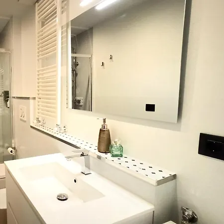 Daire Cinque Terre Moneglia